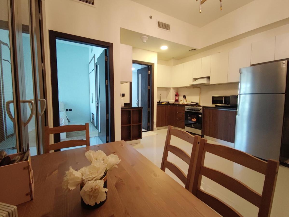 Apartment 5*amenities-2br-15 Min Dxbapt,20min To Mall Dubai