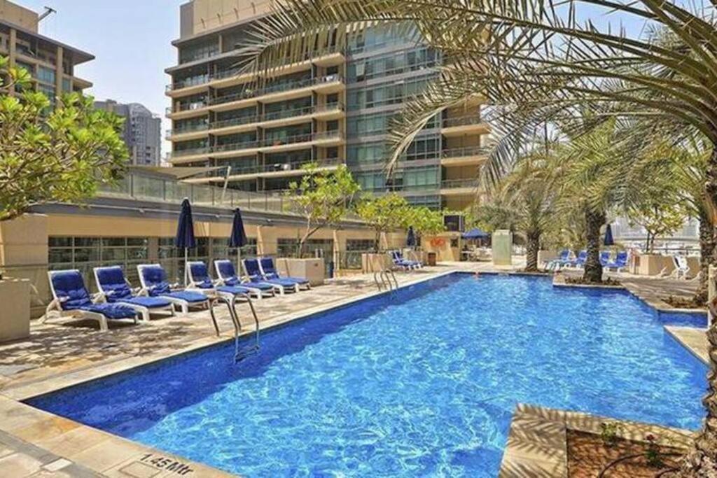 Marina 1 Bedroom Apt. Walking Distance Jbr. Apartment Dubai