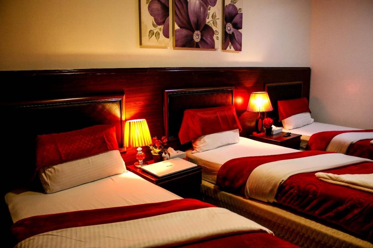 Karoon Hotel