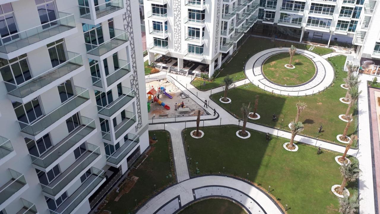 - Glitz 3 Residences - Majestic Luxe - 2br - Sleep 4 - For Families & Couples Only Apartment *