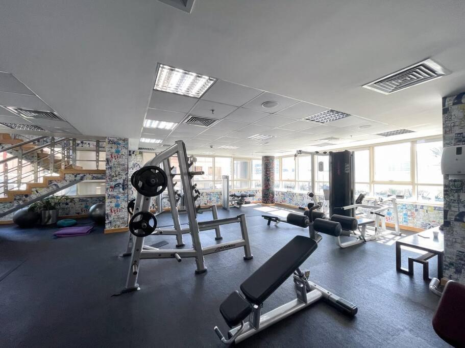Astonishing 3bdr In The Heart Of Marina Apartment *