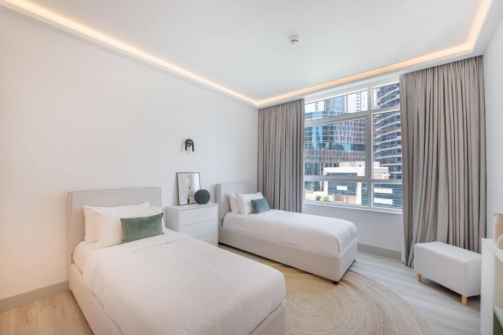 Astonishing 3bdr In The Heart Of Marina * Dubai