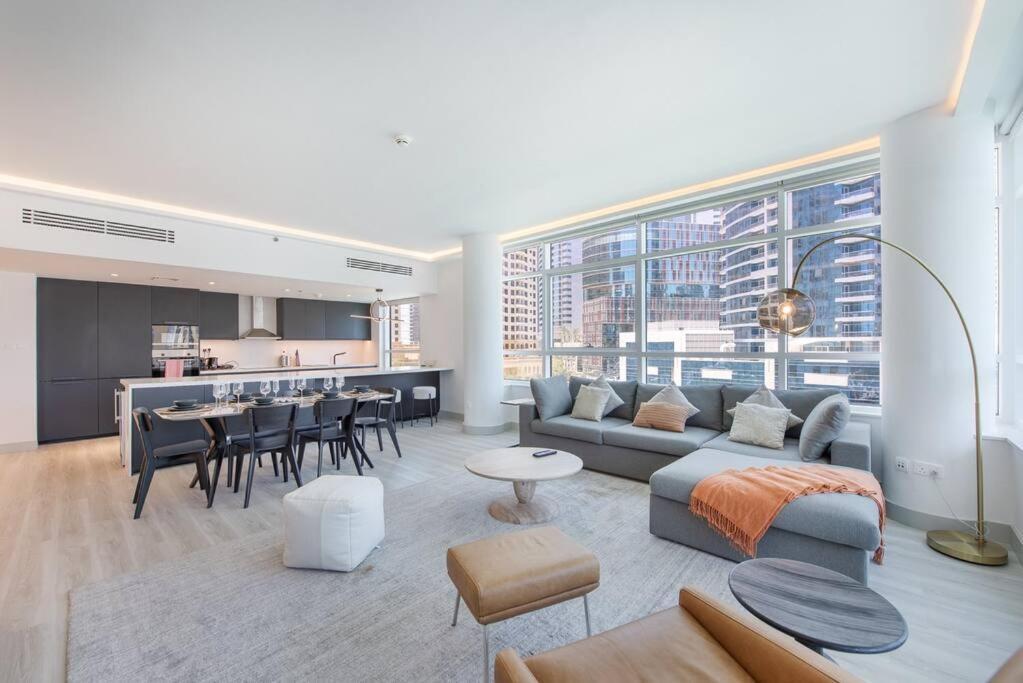 Astonishing 3bdr In The Heart Of Marina * Dubai