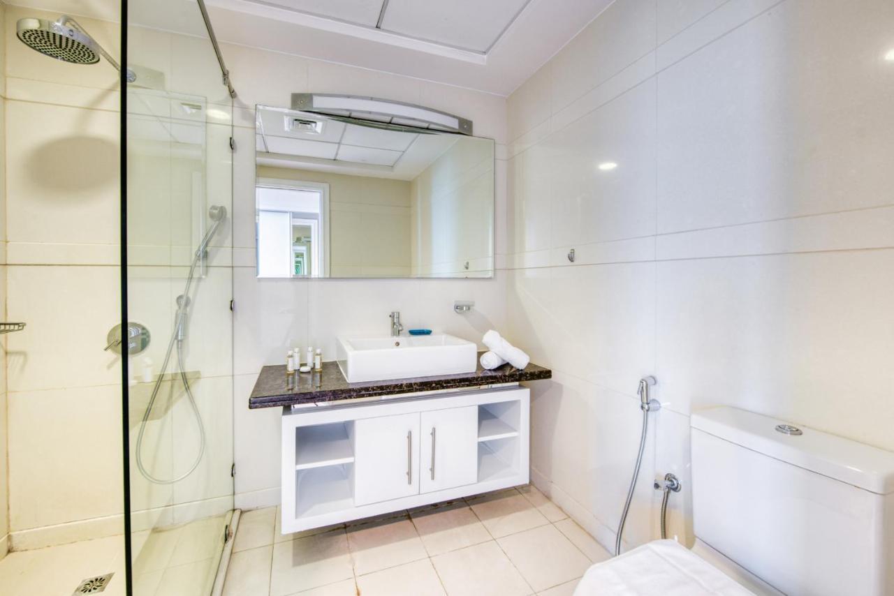 23 Marina Tower, Marina - Mint Apartment *