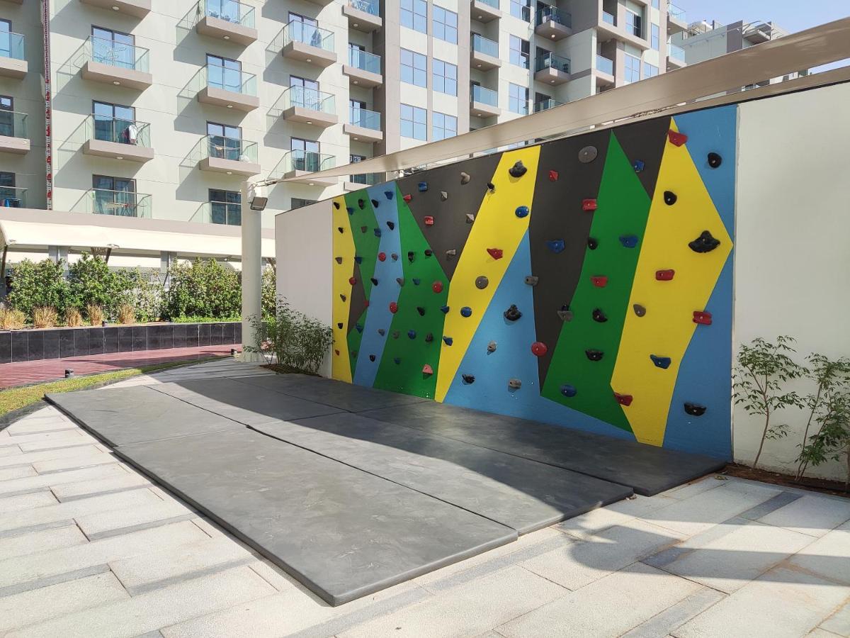 Apartment 5*amenities-2br-15 Min Dxbapt,20min To Mall Dubai