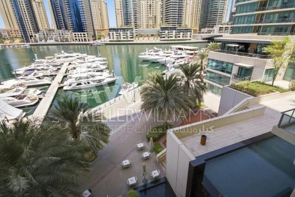 Marina 1 Bedroom Apt. Walking Distance Jbr. Apartment Dubai
