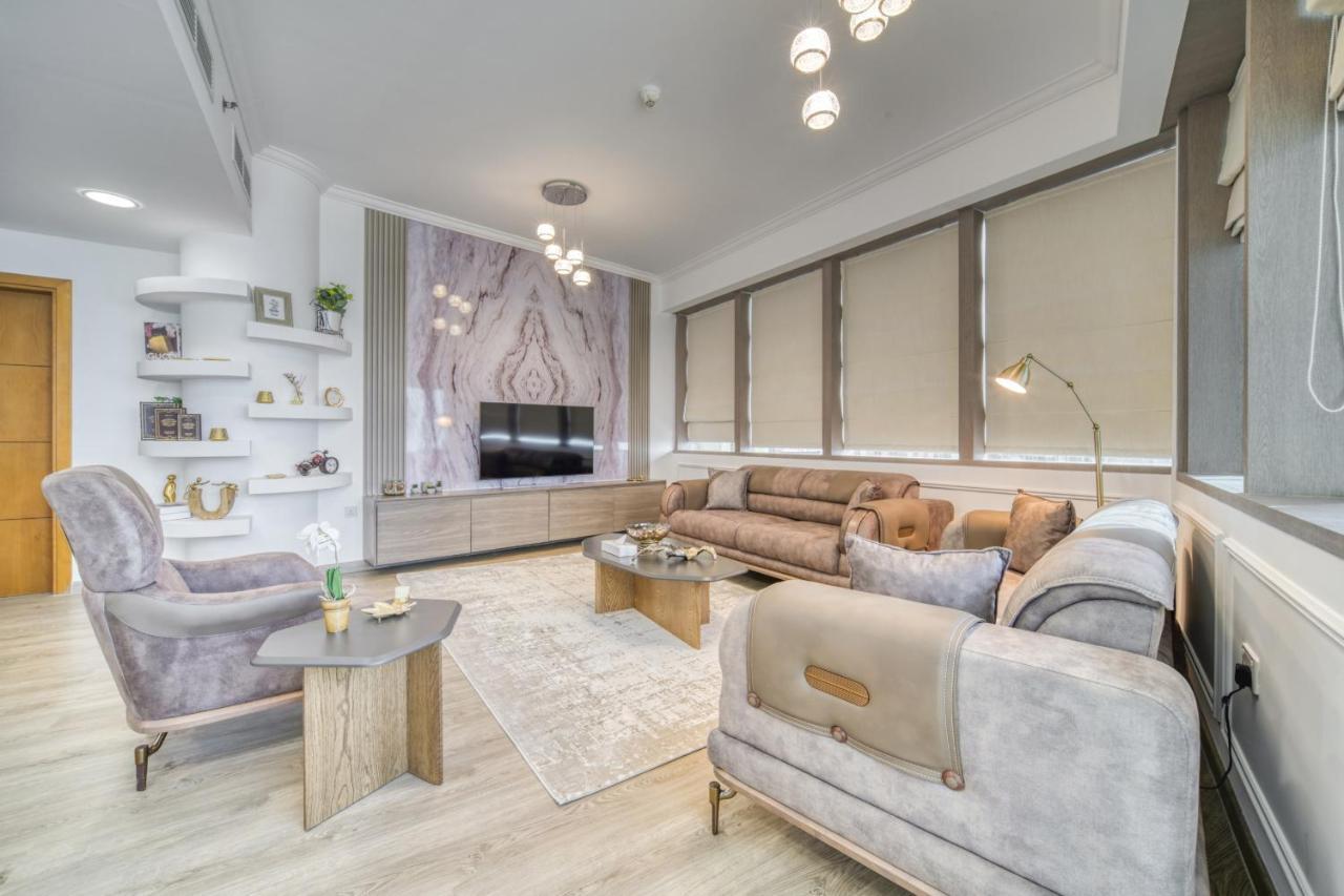 Ocean Heights, Marina - Mint *