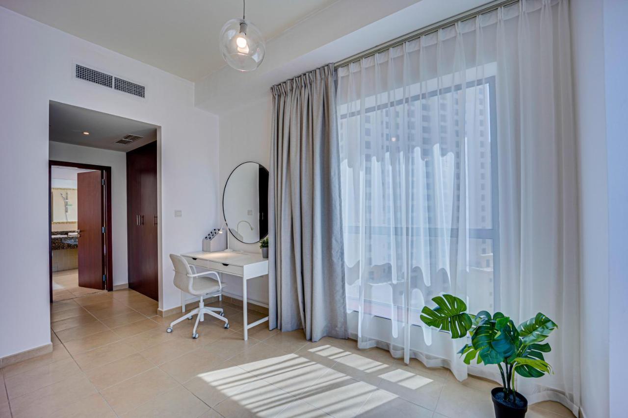 Incredible Sea View In The Jbr, 2 Bedroom Bahar 2, The 21st Floor