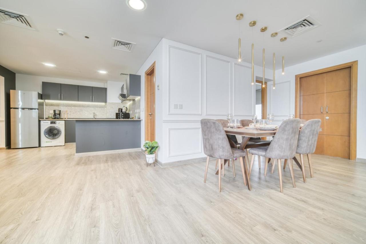 Ocean Heights, Marina - Mint Apartment