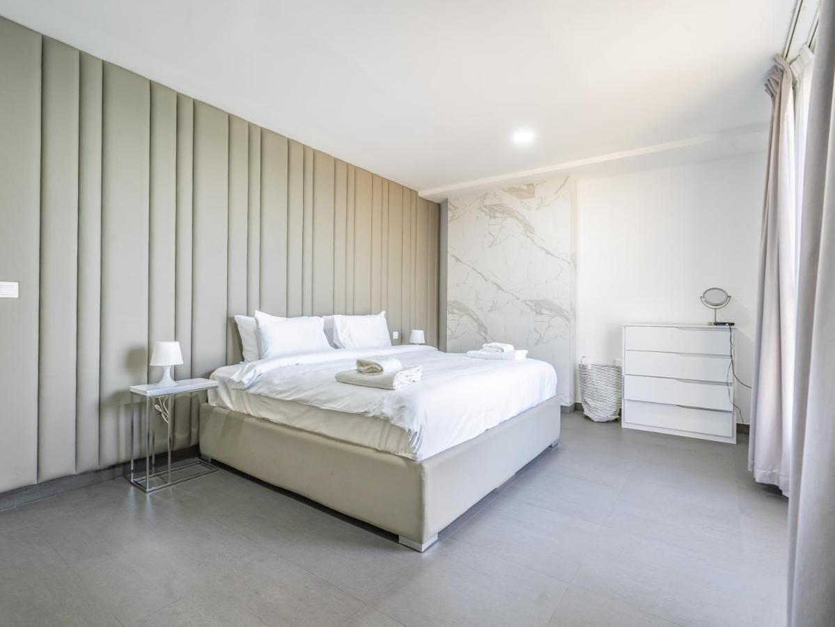 Apartment Luxury Waterfront With Access Dubai