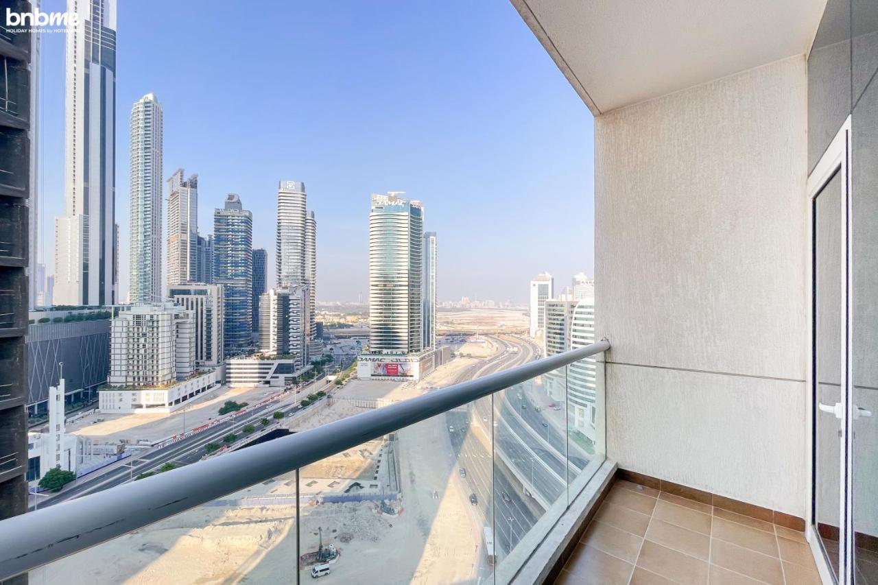 Bnbmehomes - Cosy Downtown Apt W Balcony Near Metro Station -1710 Apartment Dubai