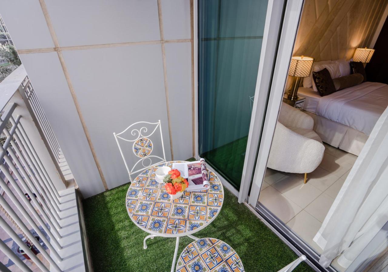 Nasma Luxury Stays - Standpoint Tower A Apartment