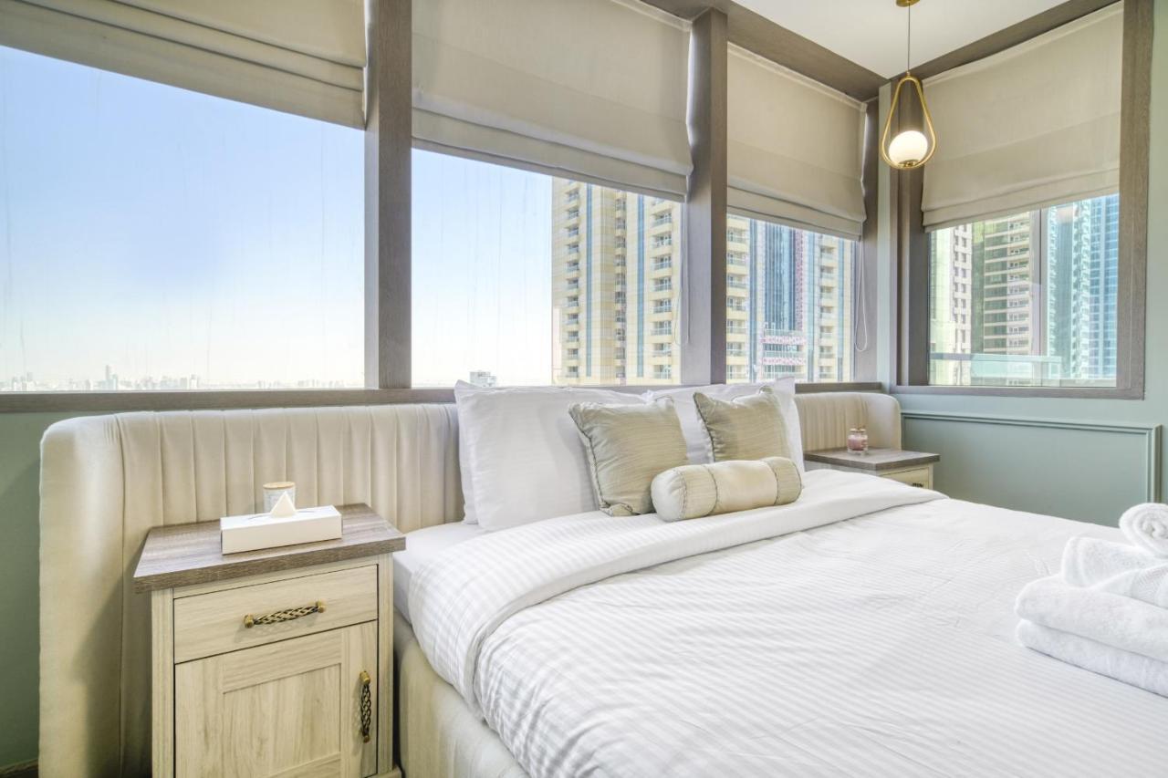 Ocean Heights, Marina - Mint