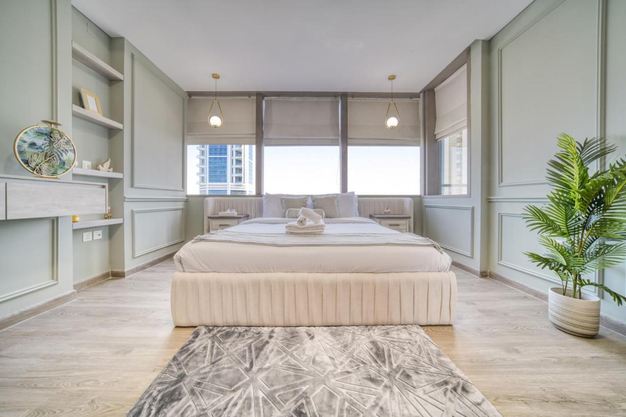 Ocean Heights, Marina - Mint *