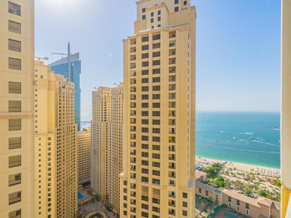 Luxury Waterfront With Access * Dubai