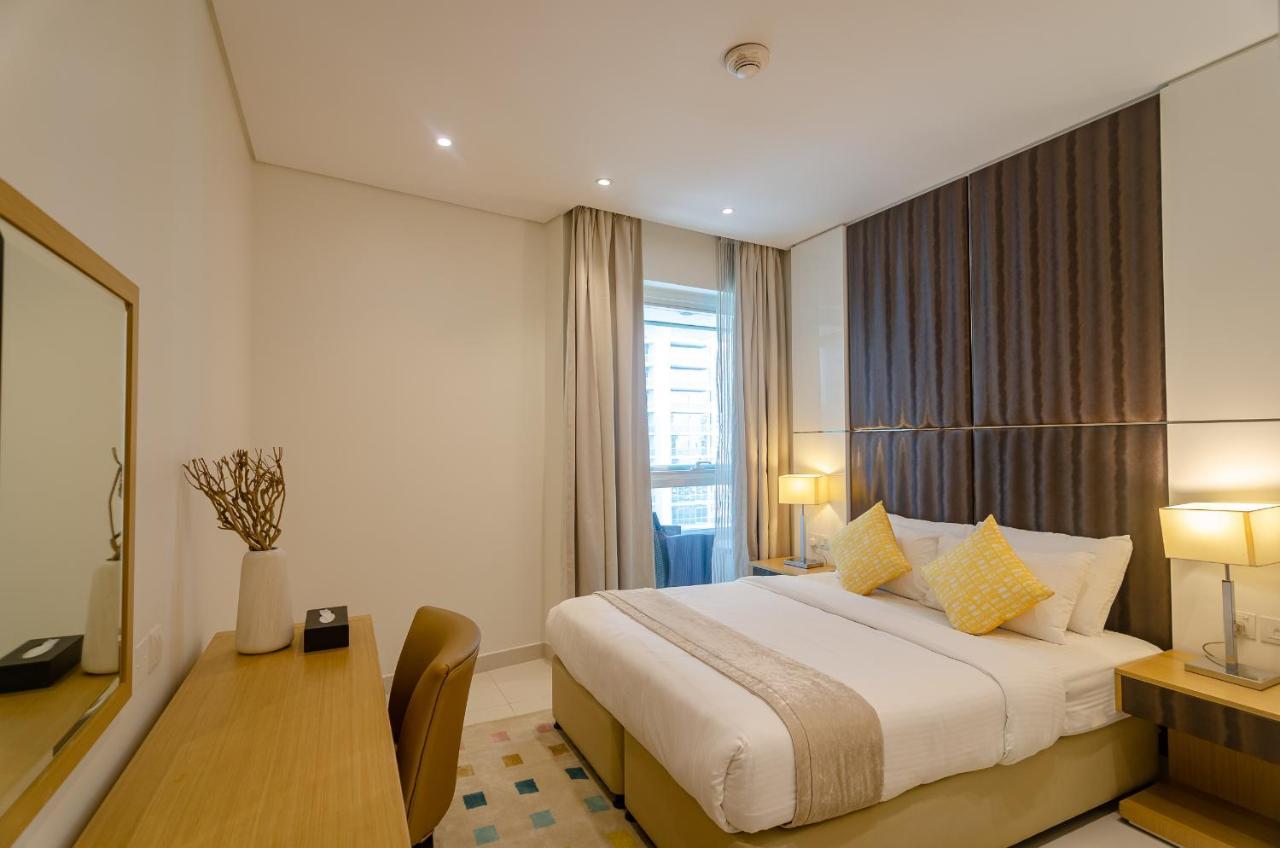 Oskena Vacation Homes-damac Maison Canal View Apartment