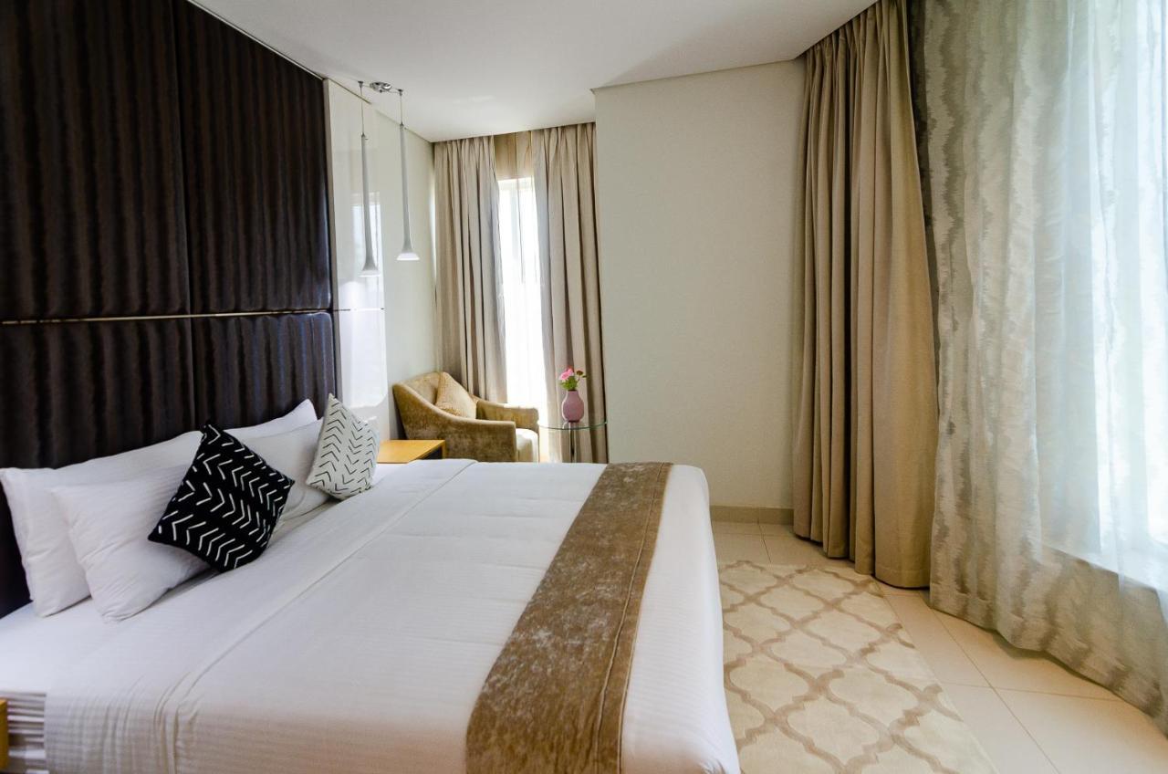 Oskena Vacation Homes-damac Maison Canal View Apartment Dubai
