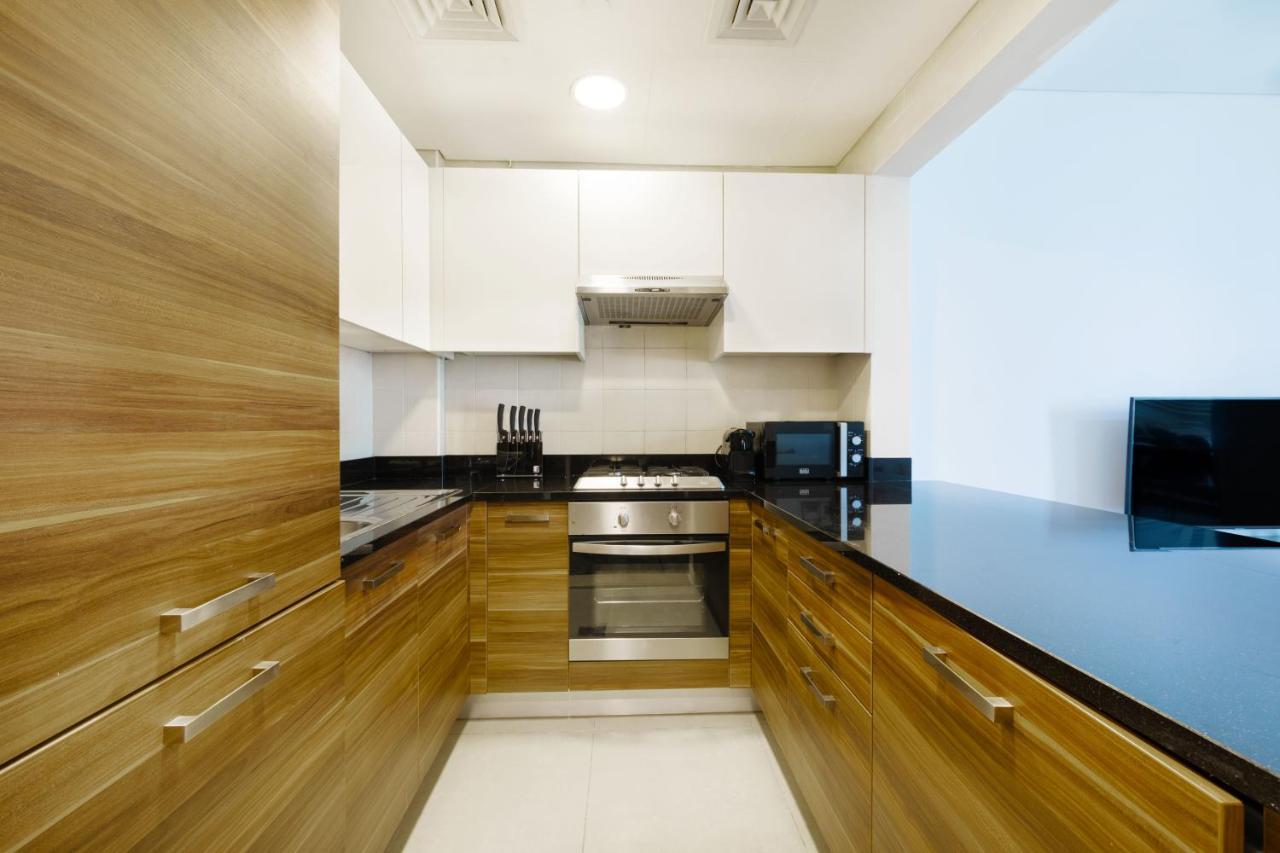 Maison Privee - Premium Apt In Sparkle Towers Next To Jbr Beach With Amazing Facilities Apartment Dubai