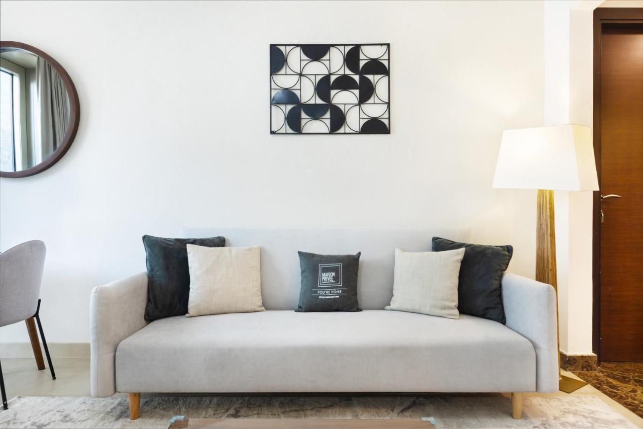 Maison Privee - Premium Apt In Sparkle Towers Next To Jbr Beach With Amazing Facilities Dubai