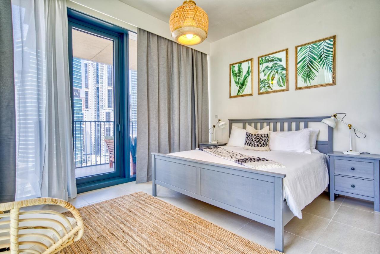 Incredible Views From Classy With Terrace Apartment *