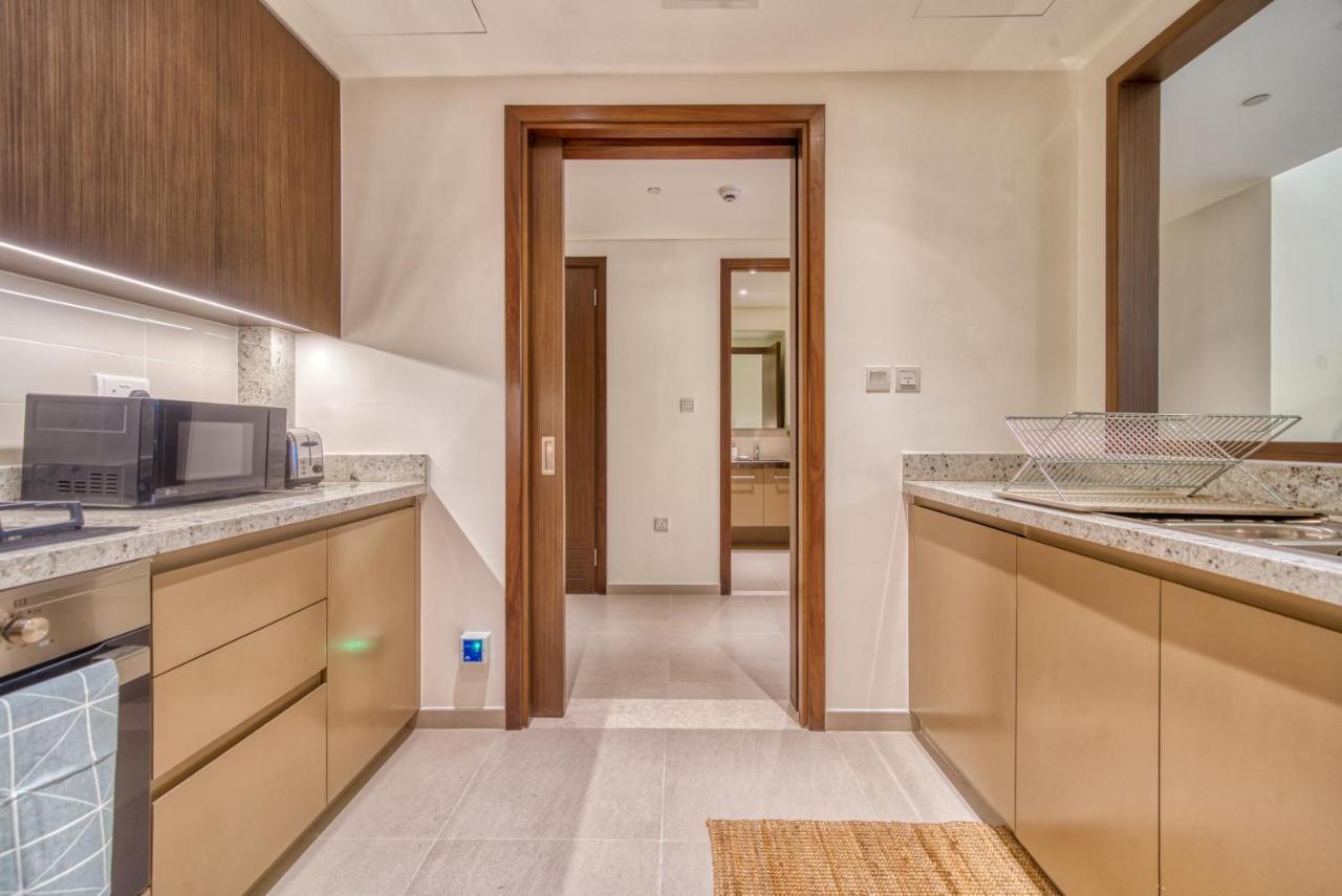 Incredible Views From Classy With Terrace Apartment
