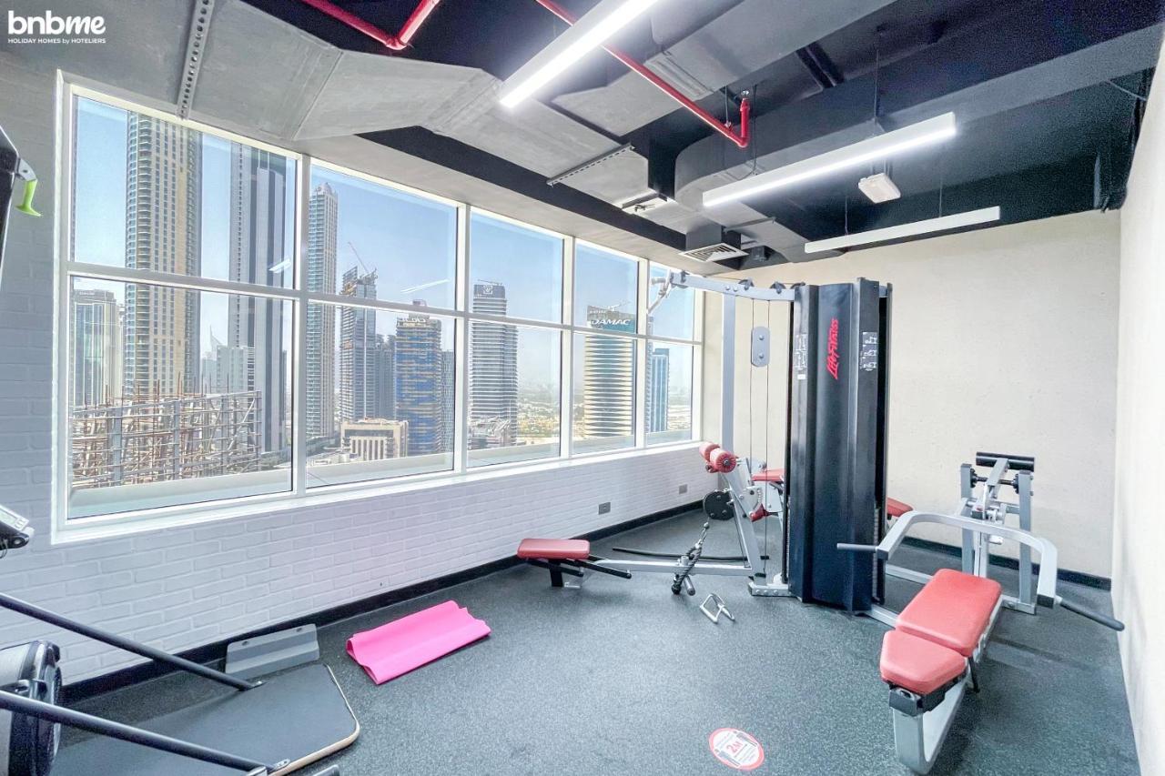 Bnbmehomes - Cosy Downtown Apt W Balcony Near Metro Station -1710 Dubai