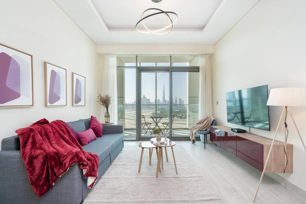 Burj Khalifa View - 1bedroom - Pool & Gym Apartment Dubai