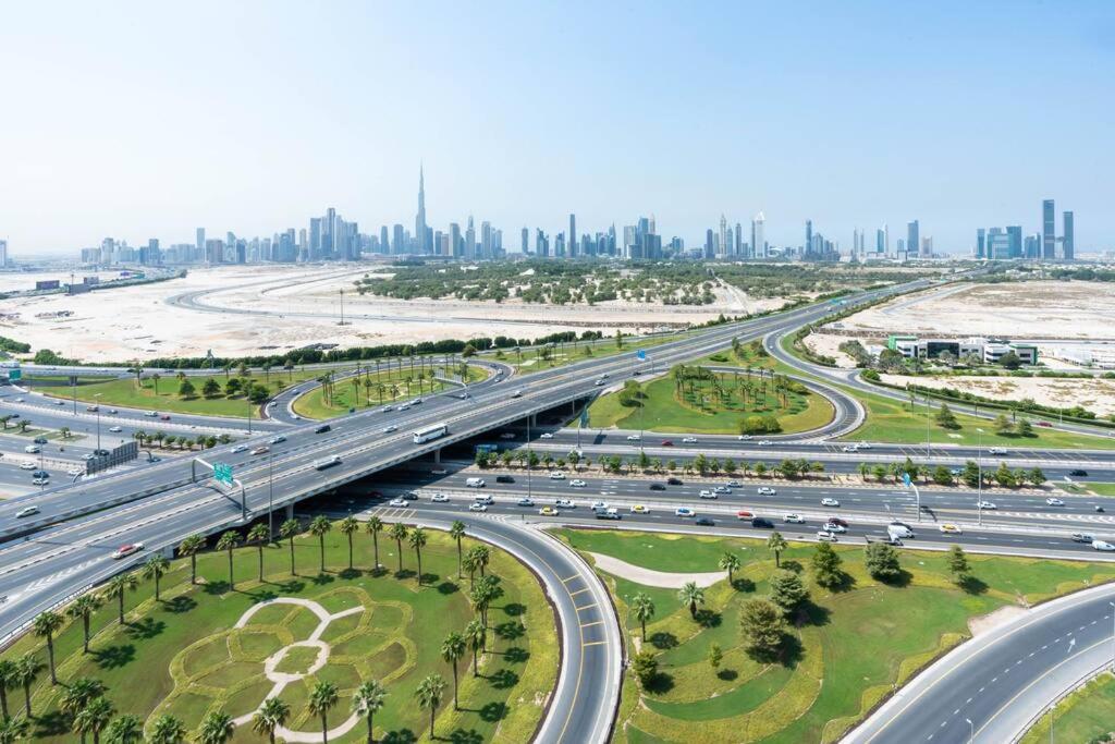 Burj Khalifa View - 1bedroom - Pool & Gym *