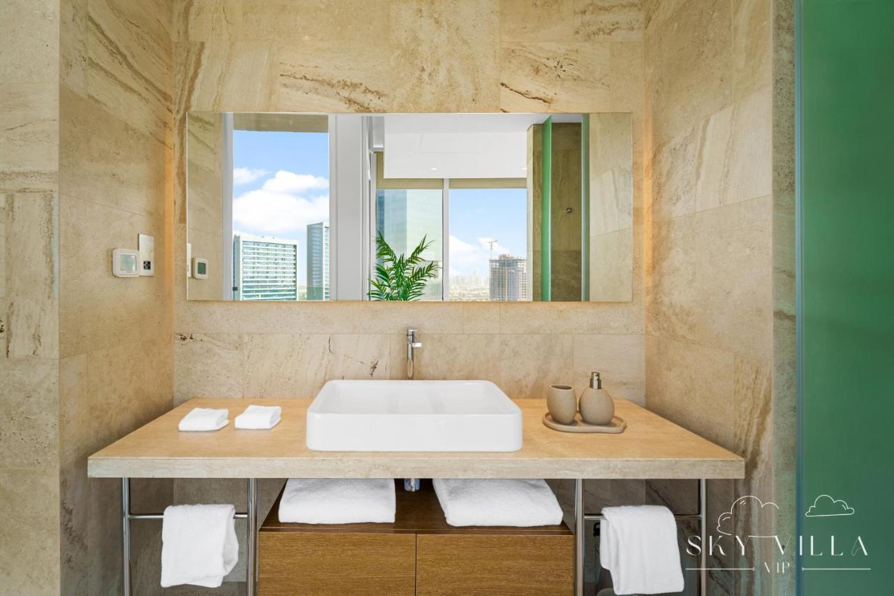 Five Jumeirah Village - Luxury Sky Private Pool