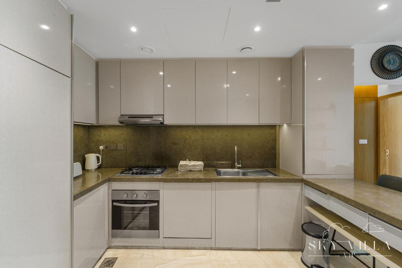 Apartment Five Jumeirah Village - Luxury Sky Private Pool *