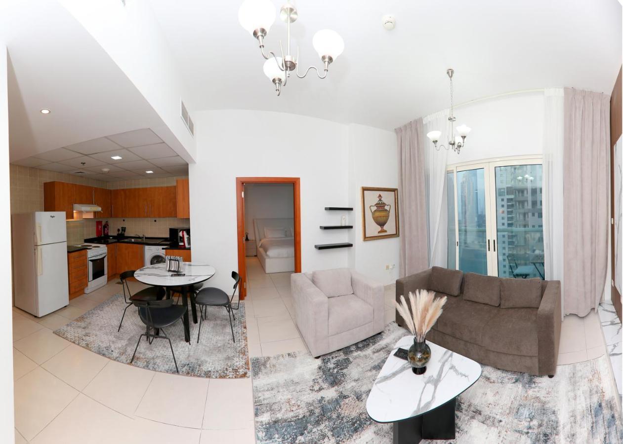 Marina View Tower Apartment Dubai