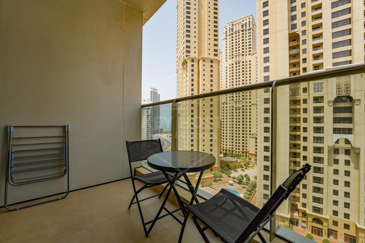 Keyhost - Spacious Studio At Sparkle Tower Marina - K1280 * Dubai