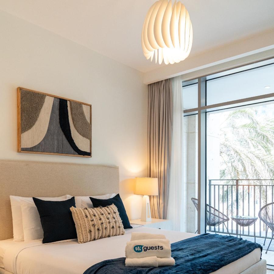 Higuests - Elegant With Terrace Minutes From Burj Khalifa Apartment Dubai