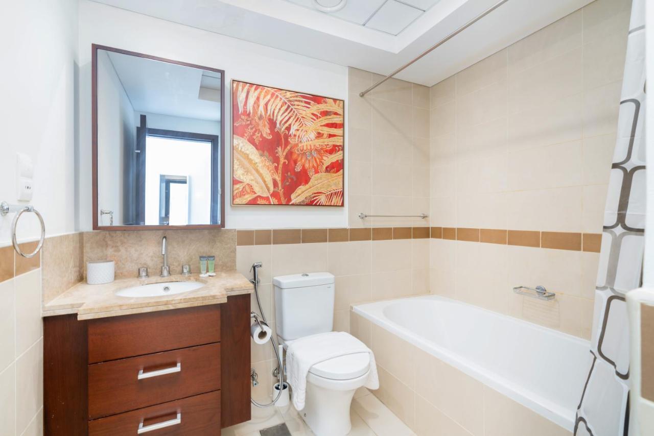Lux I 29 Burj Blvd I Downtown Views Apartment *