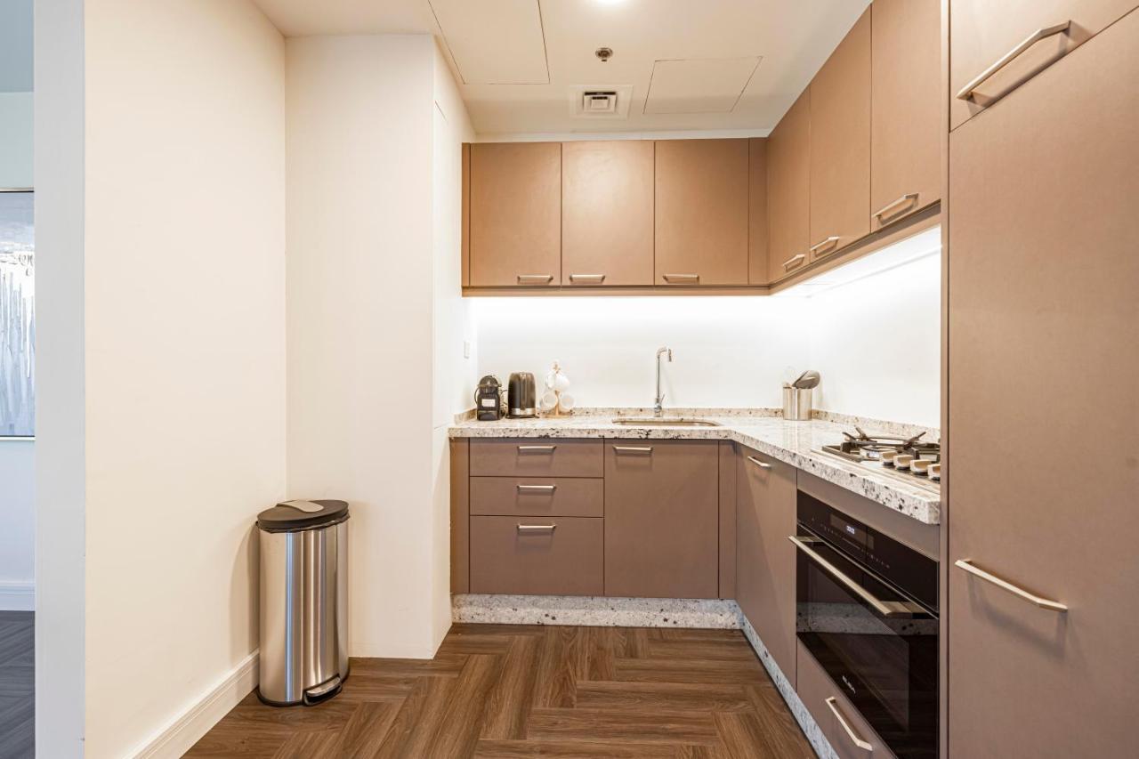 Daniels 1br Business Bay Partial Burj Khalifa View *