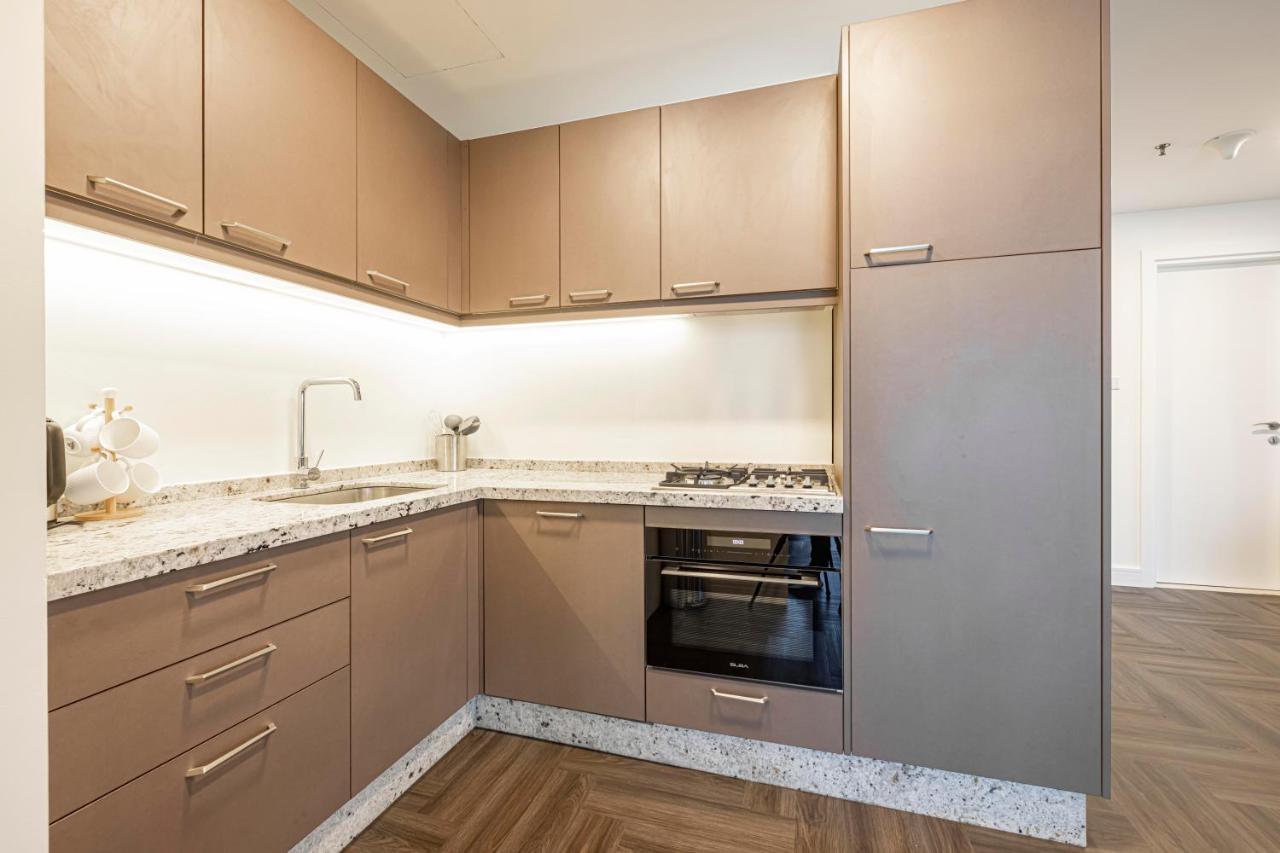 Apartment Daniels 1br Business Bay Partial Burj Khalifa View *
