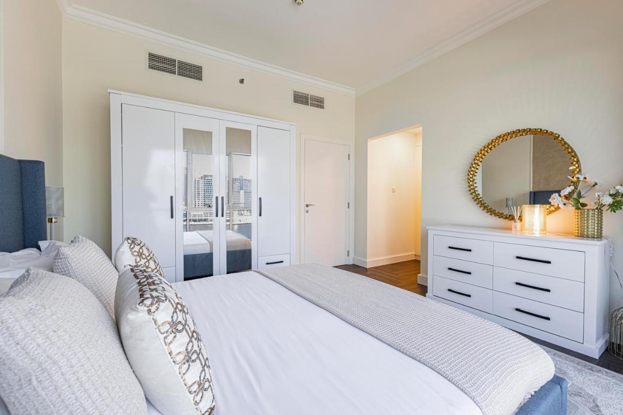 Apartment Daniels 1br Business Bay Partial Burj Khalifa View *