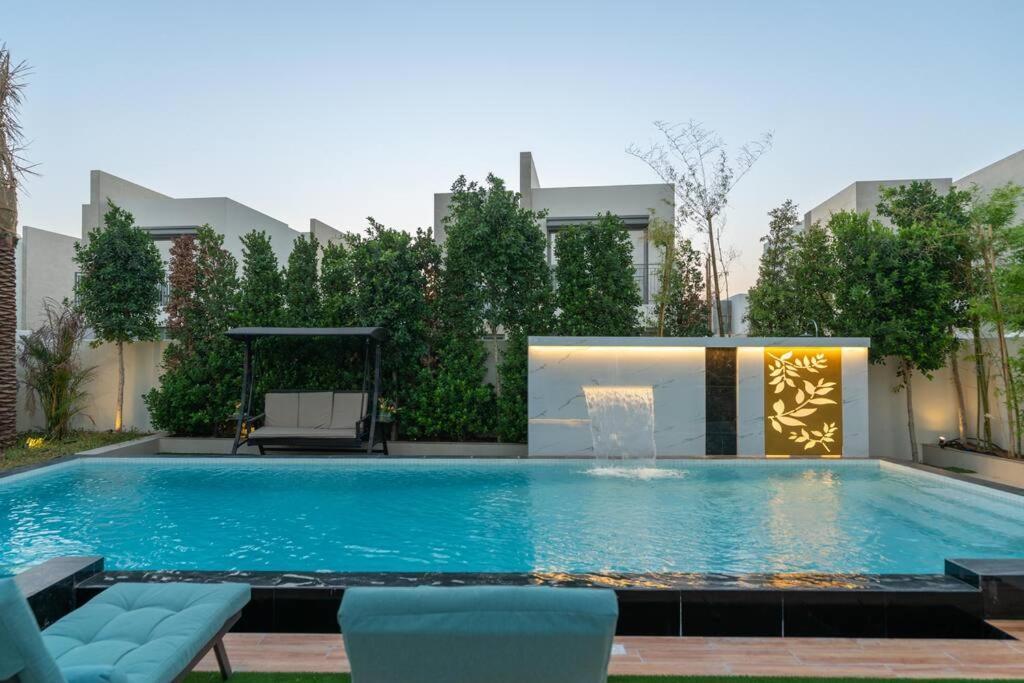 - 3 Bdr With Private Pool - Emaar Golf Links Dubai