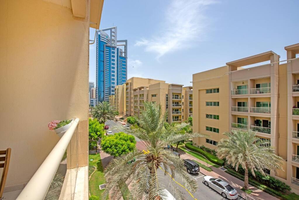 Apartment In The Greens 10min To Metrostation