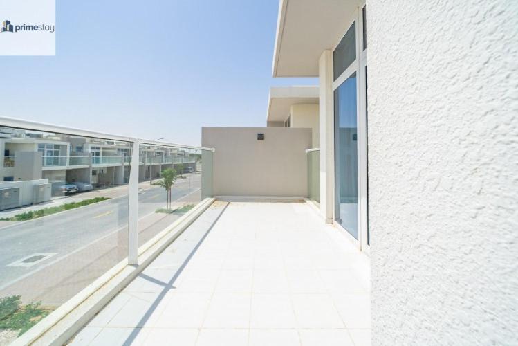Primestay - 3br In Basswood In Damac Hills 2 Villa