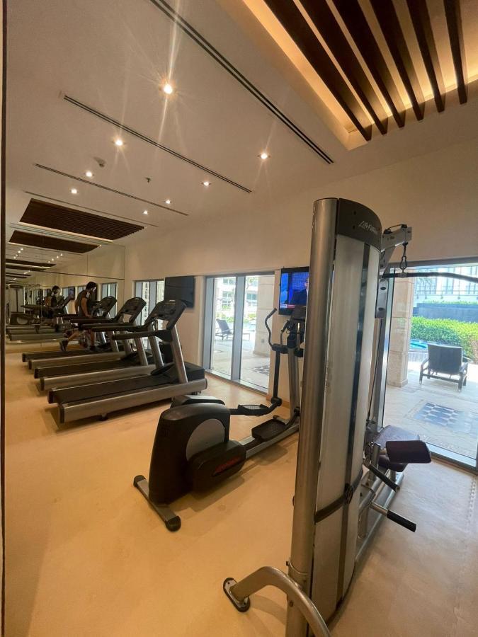 Apartment First Class Studio With Downtown Boulevard View