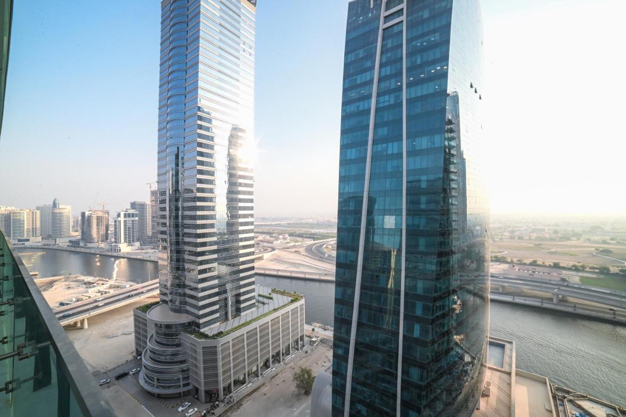 1bhk With Canal View Damac Merano Business Bay * Dubai