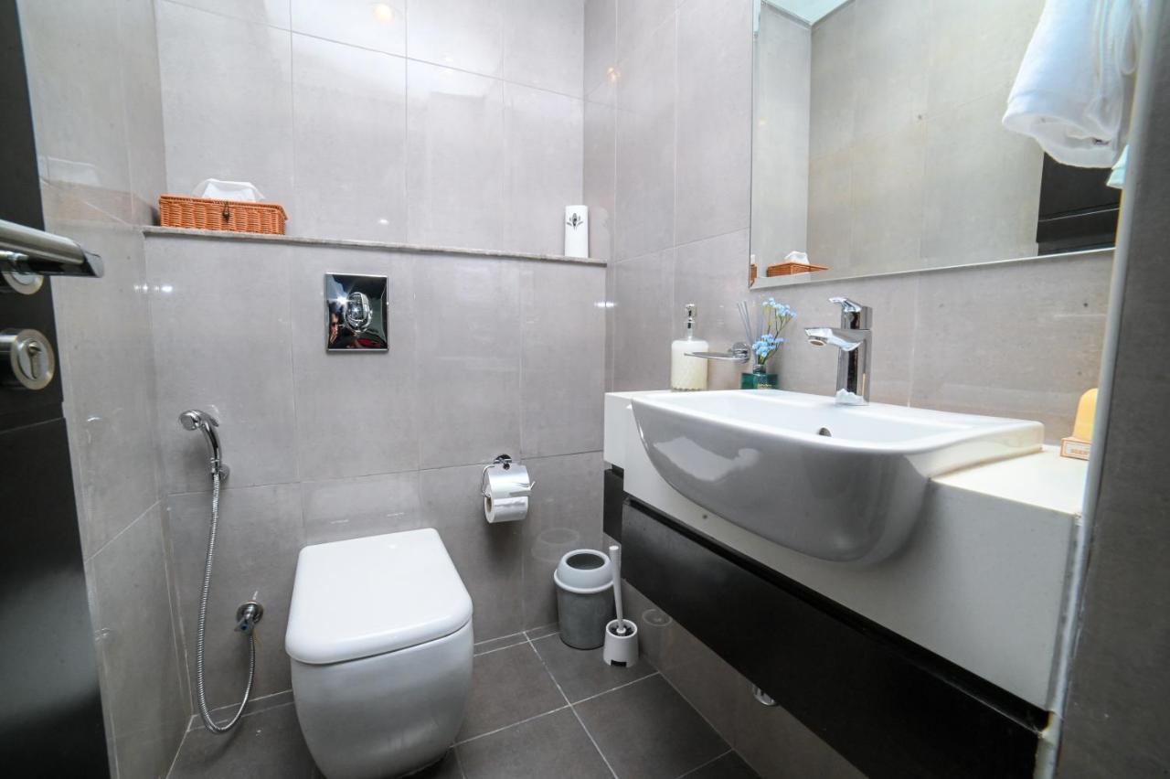 1bhk With Canal View Damac Merano Business Bay Holiday home *