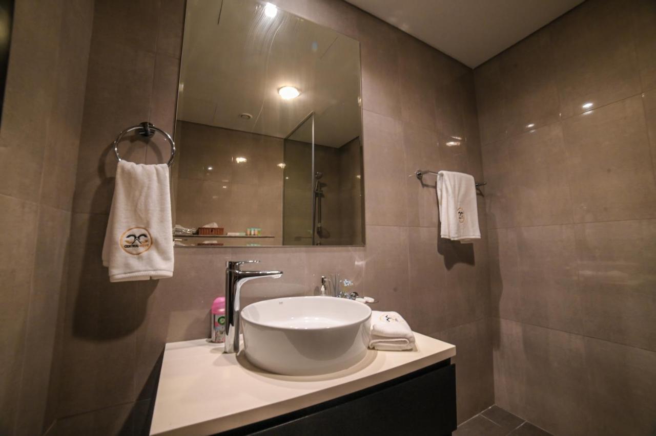1bhk With Canal View Damac Merano Business Bay Holiday home
