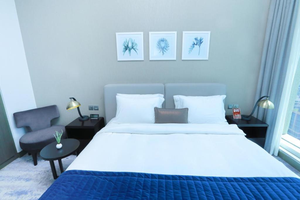 Damac Maison Prive Deluxe With Burj-khalifa View Dubai