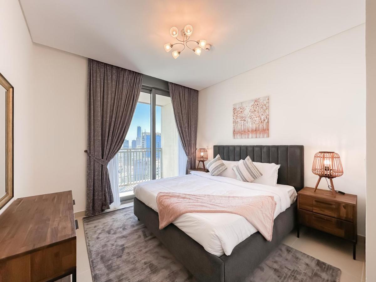 Luton - Sea And Eye View & Luxury 3br , 5242 Tower - , Marina - 28ab02 *