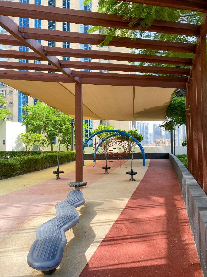 Higuests - Elegant With Terrace Minutes From Burj Khalifa * Dubai