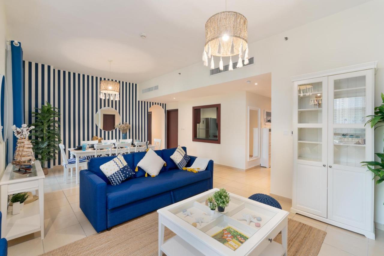 Ultimate / 7 Beds / Sea, Jbr And Ain Views / 3 Min Walk To Jbr / Large Families Or Groups / Perfect Vacation Destination Apartment