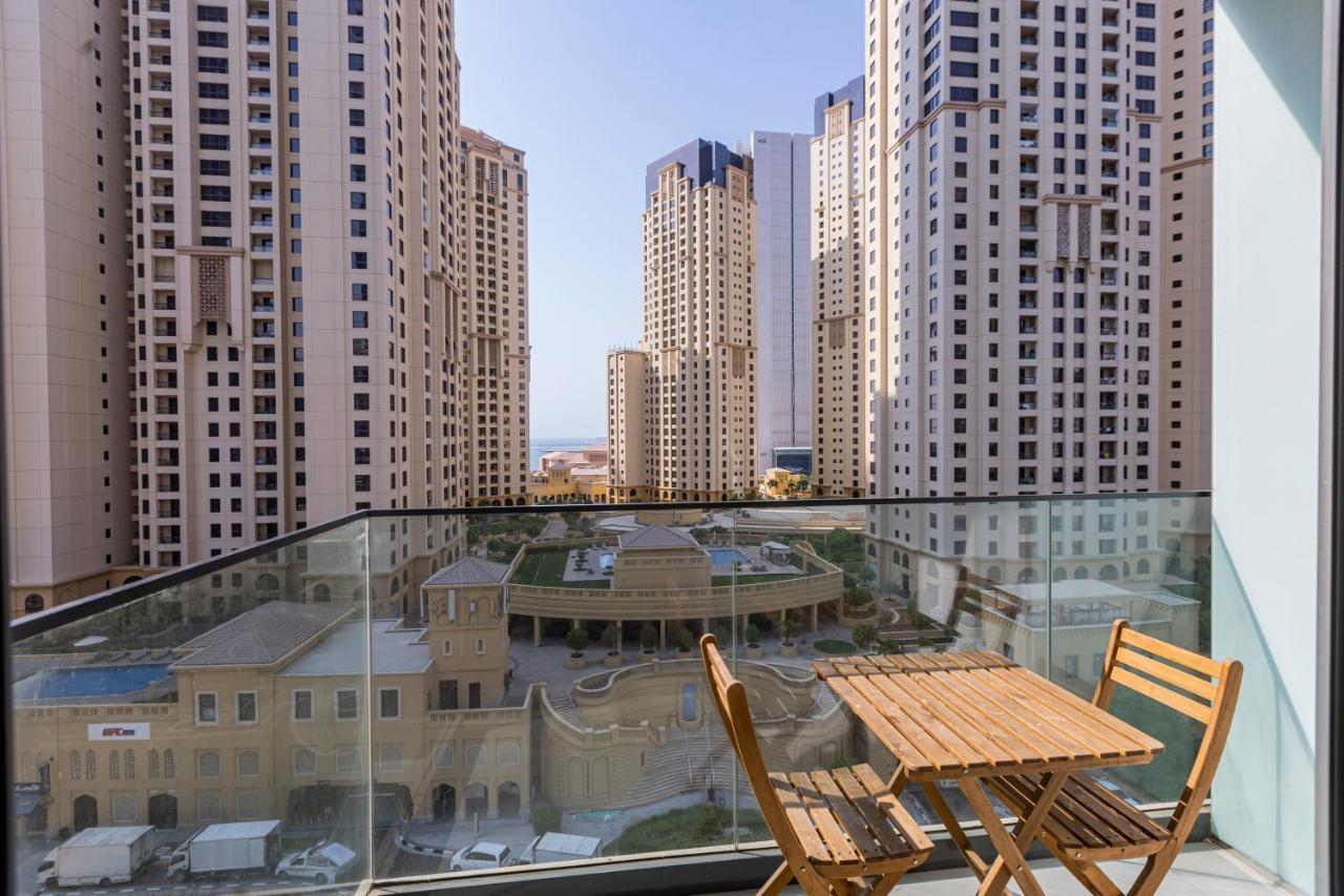 Liv Apartment Dubai