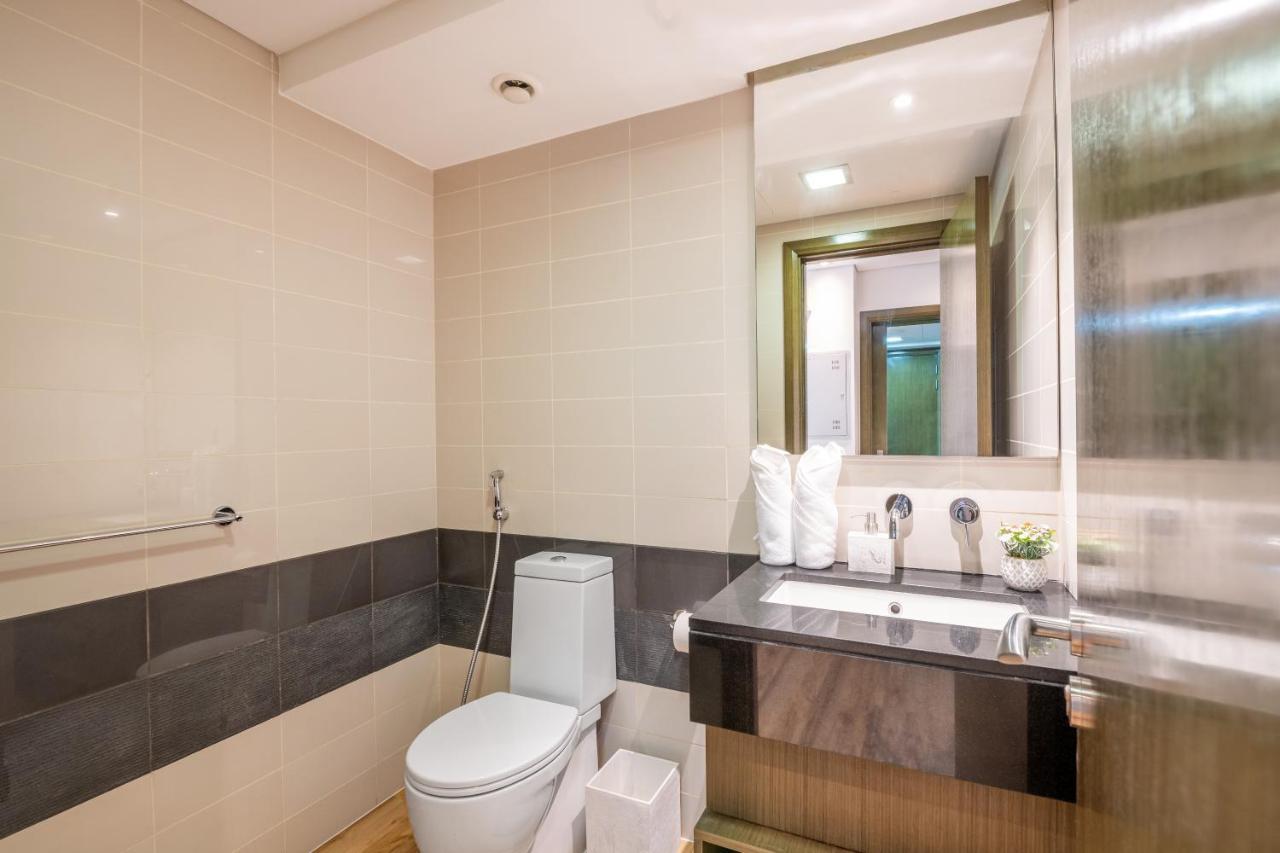 Lofts - Downtown Luxury - 5 Min Walk To Fountain! Apartment